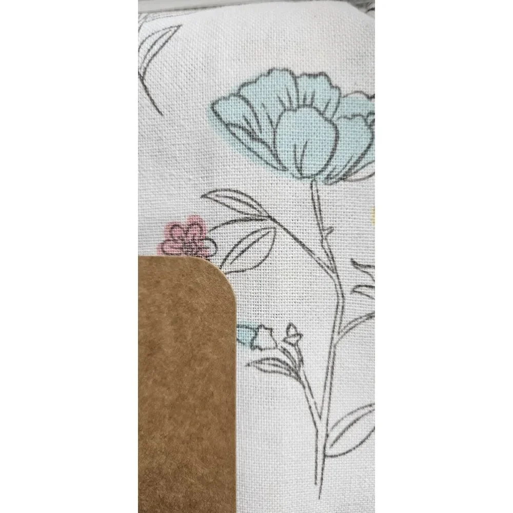NWT  wholesale merchandize co . 100% cotton petal signature Tablecloth‎ 60*84